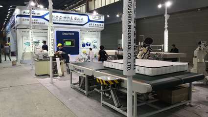 廣州家具設(shè)備展 斯奎爾床墊機(jī)械設(shè)備調(diào)試與器材應(yīng)用