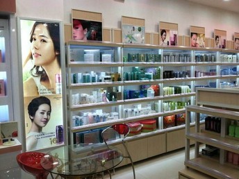 瓊海化妝品批發(fā) 服務(wù)可靠 創(chuàng)新務(wù)實